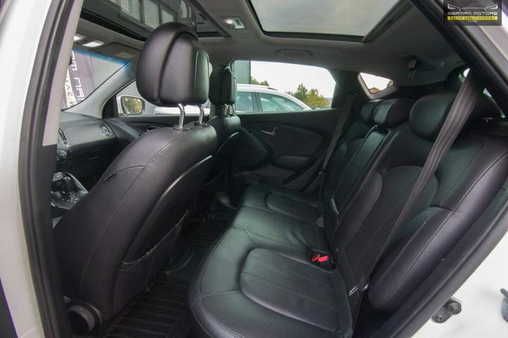 Hyundai ix35 I facelifting 2015 — zdjęcie 30