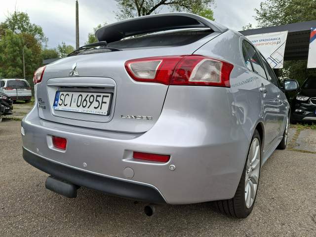 Mitsubishi Lancer X 2009 — zdjęcie 12