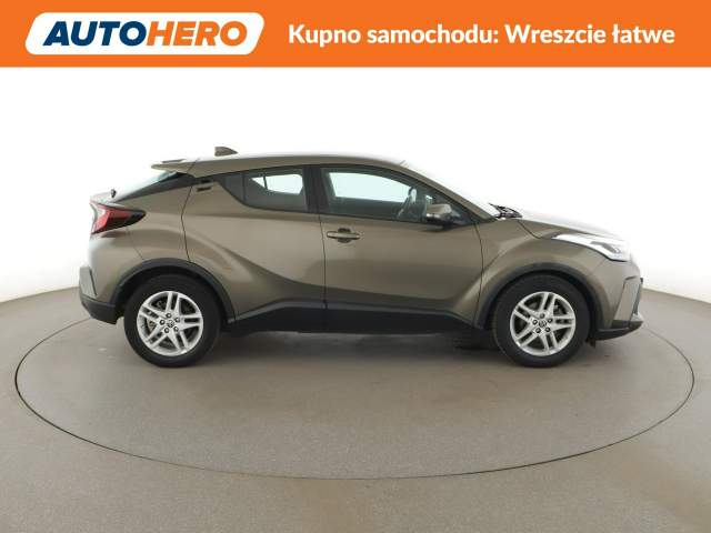Toyota C-HR I facelifting 2022 — zdjęcie 9