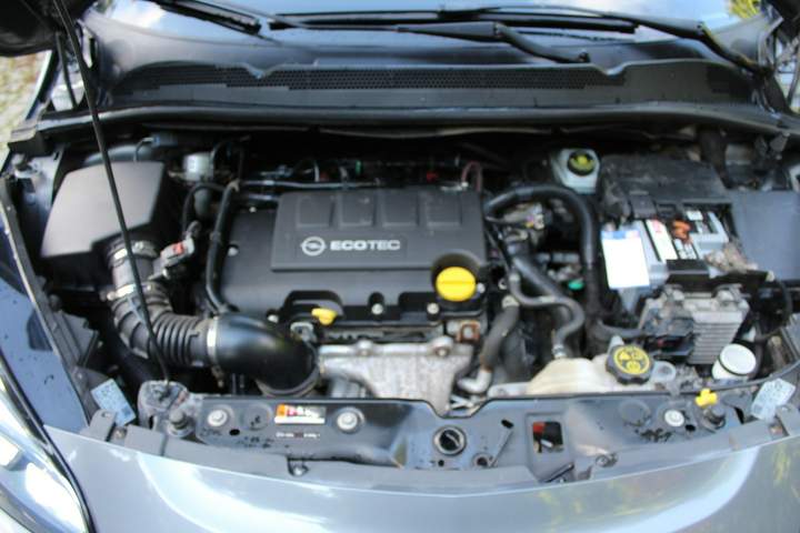 Opel Corsa E 2015 — zdjęcie 24
