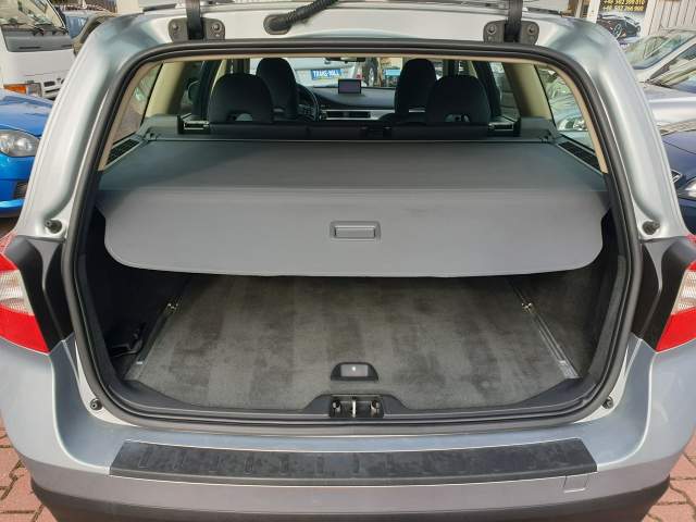 Volvo V70 III 2009 — zdjęcie 26