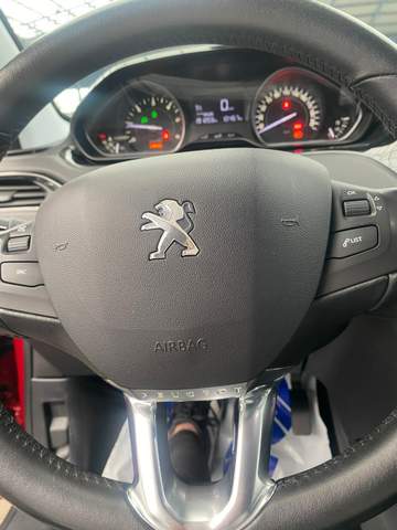 Peugeot 208 I facelifting 2016 — zdjęcie 19