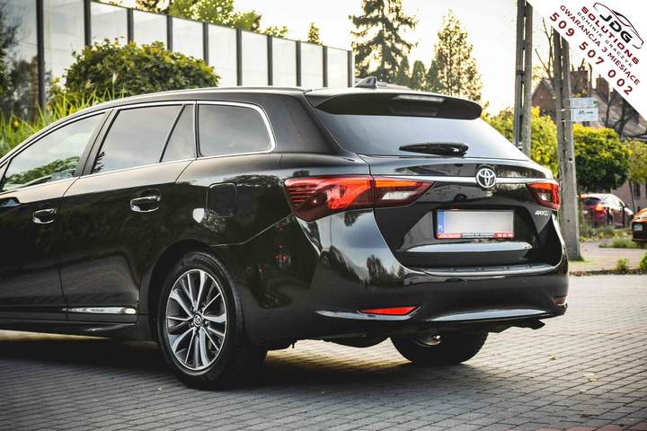 Toyota Avensis III facelifting 2 2017 — zdjęcie 35