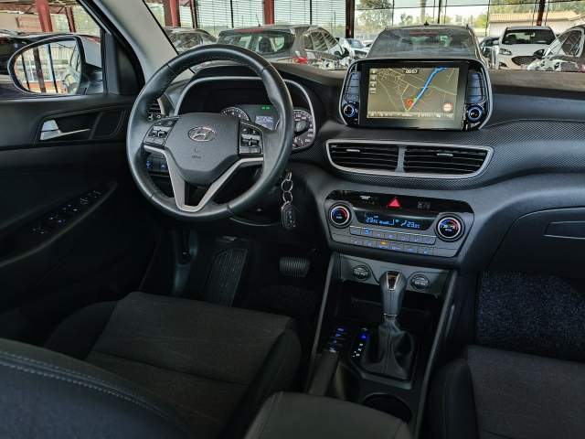 Hyundai Tucson III facelifting 2019 — zdjęcie 15