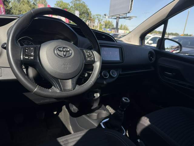 Toyota Yaris III facelifting 2 2020 — zdjęcie 13