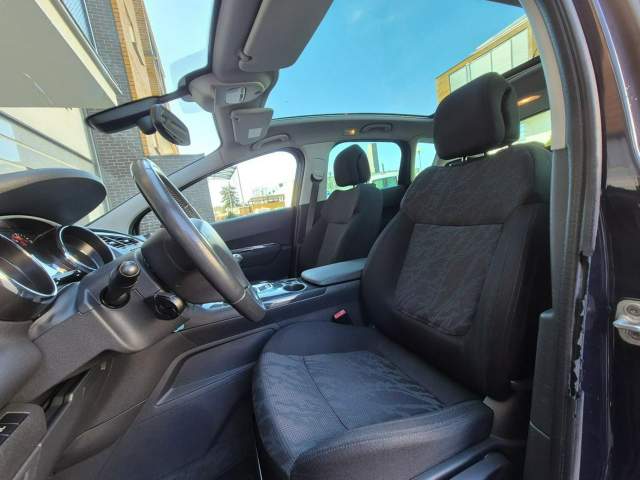 Peugeot 3008 I 2009 — zdjęcie 15
