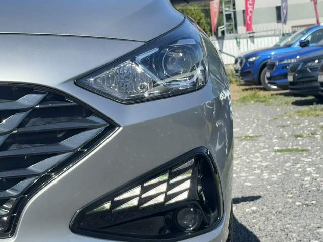 Hyundai i30 III facelifting 2 2022 — zdjęcie 4