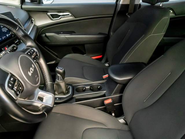 Kia Sportage V 2021 — zdjęcie 21