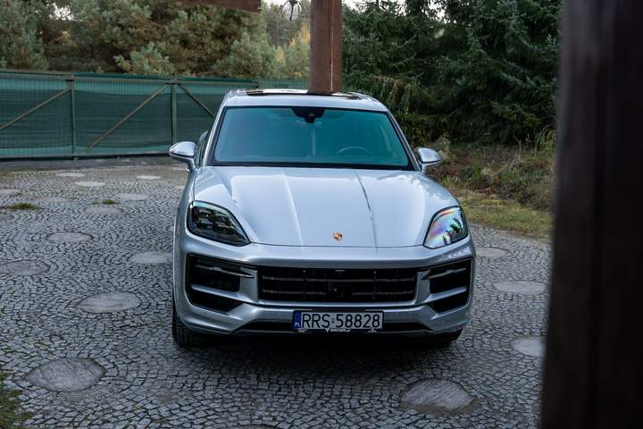 Porsche Cayenne III facelifting 2024 — zdjęcie 14
