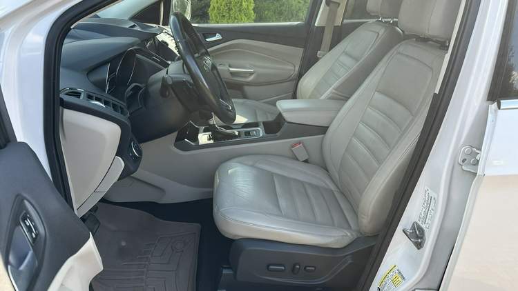 Ford Escape III facelifting 2017 — zdjęcie 10