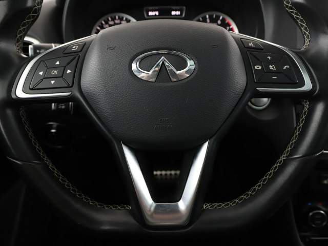Infiniti Q30 2018 — zdjęcie 21