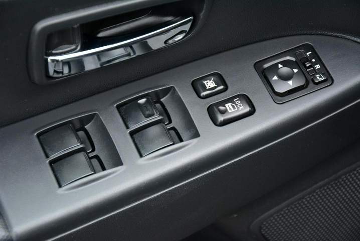 Mitsubishi ASX I facelifting 2 2017 — zdjęcie 35