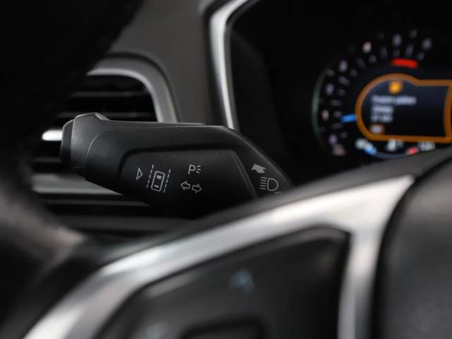 Ford Mondeo V 2018 — zdjęcie 33