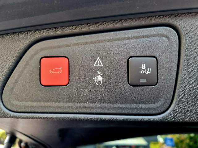 Peugeot 3008 II 2020 — zdjęcie 14