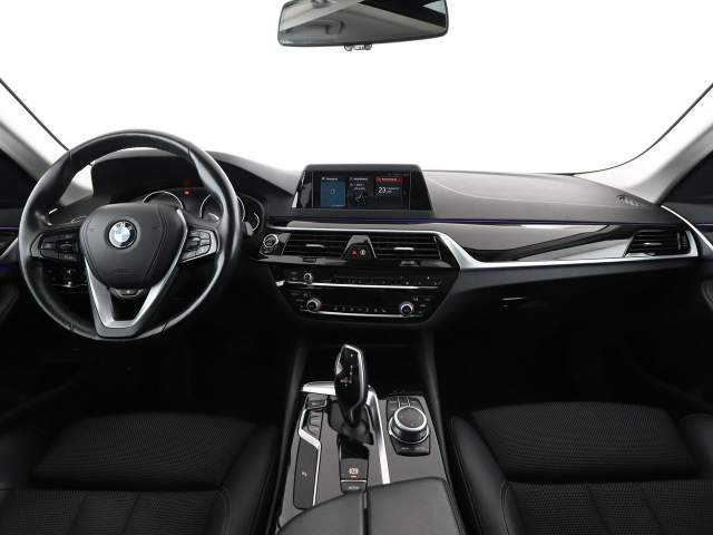 BMW 5 serii VII (G30/G31) 2019 — zdjęcie 15