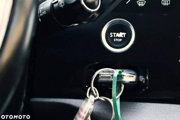 Citroen C4 Picasso II 2015 — zdjęcie 33