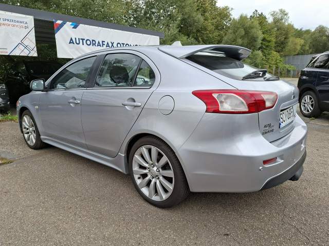 Mitsubishi Lancer X 2009 — zdjęcie 8