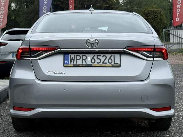 Toyota Corolla XII (E210) 2023 — zdjęcie 8