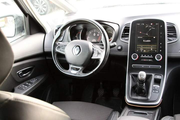 Renault Scenic IV 2017 — zdjęcie 15