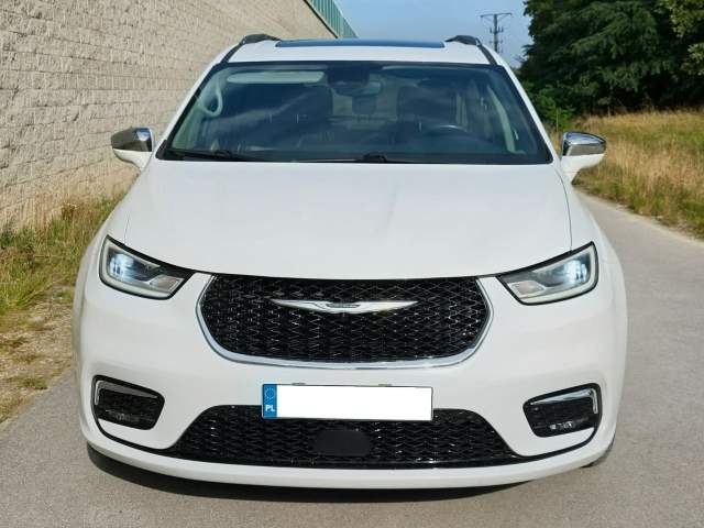 Chrysler Pacifica RU facelifting 2021 — zdjęcie 2