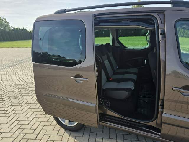 Peugeot Partner II facelifting 2012 — zdjęcie 21