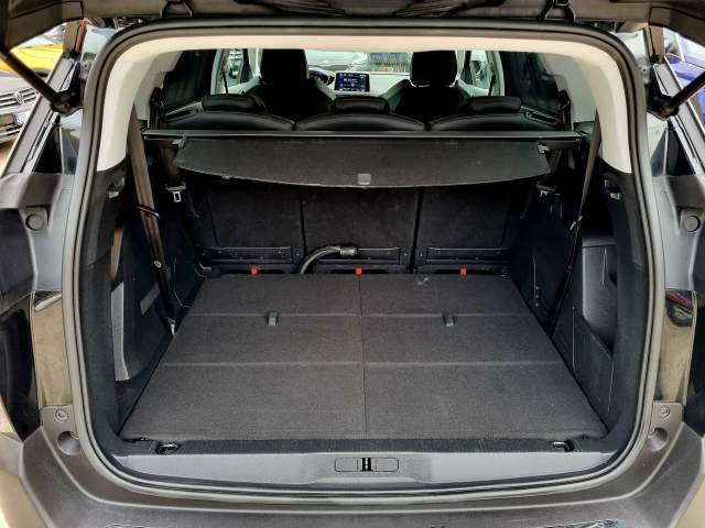 Peugeot 5008 II 2019 — zdjęcie 13