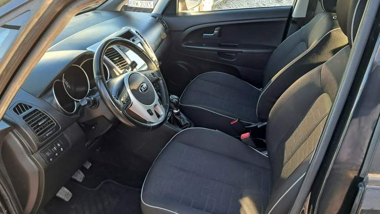 Kia Venga I facelifting 2017 — zdjęcie 7