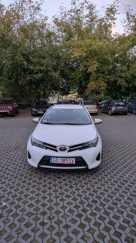 Toyota Auris II facelifting 2015 — zdjęcie 11