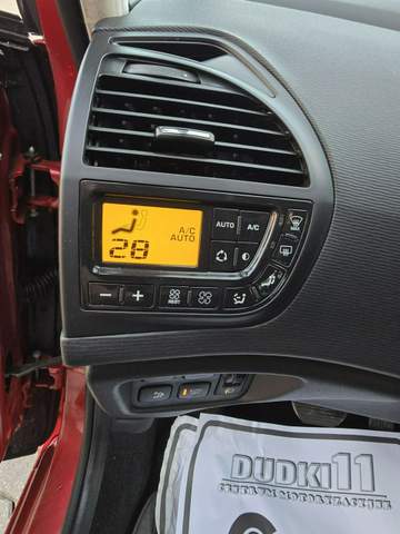Citroen C4 Picasso I 2011 — zdjęcie 24
