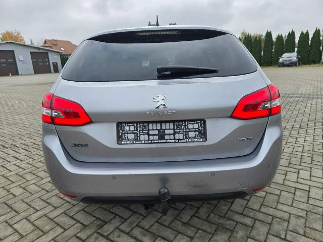 Peugeot 308 II 2014 — zdjęcie 10