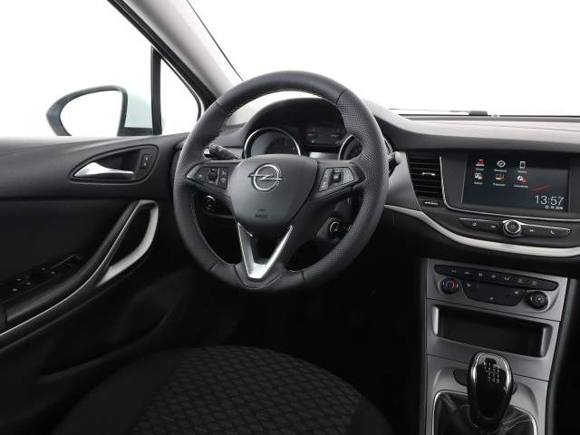 Opel Astra K facelifting 2020 — zdjęcie 16