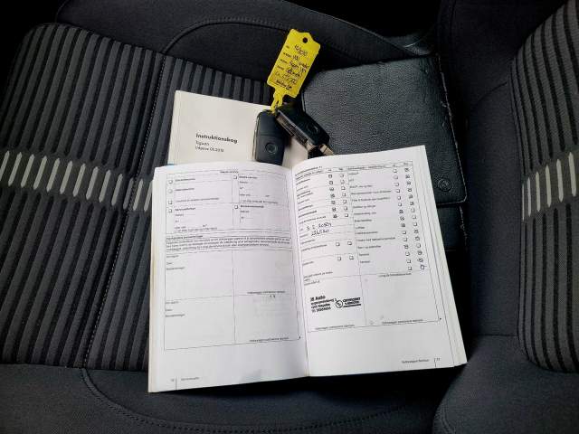 Volkswagen Tiguan I 2010 — zdjęcie 22