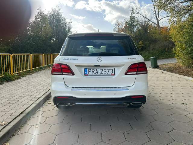 Mercedes-Benz GLE I (W166) 2015 — zdjęcie 5