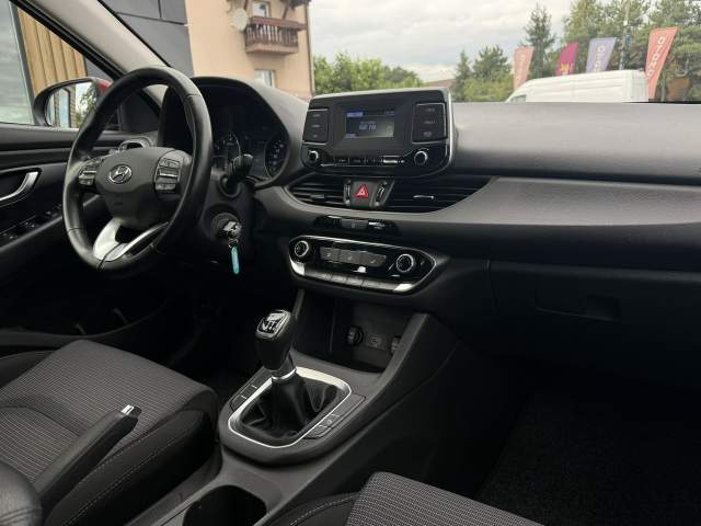 Hyundai i30 III facelifting 2 2021 — zdjęcie 14