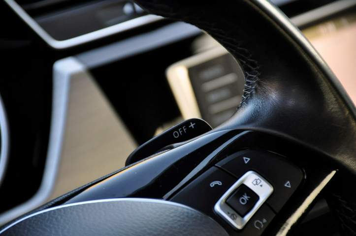 Volkswagen Touran II 2017 — zdjęcie 37