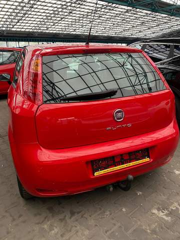 Fiat Punto III Punto 2016 — zdjęcie 30