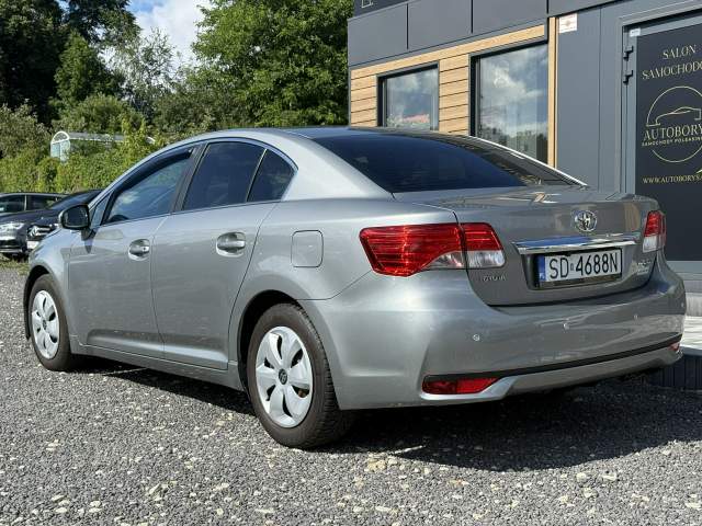 Toyota Avensis III facelifting 2013 — zdjęcie 6