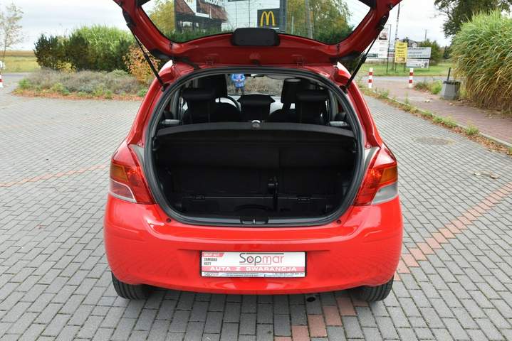 Toyota Yaris II facelifting 2009 — zdjęcie 22
