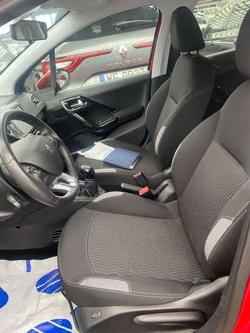 Peugeot 208 I facelifting 2016 — zdjęcie 23