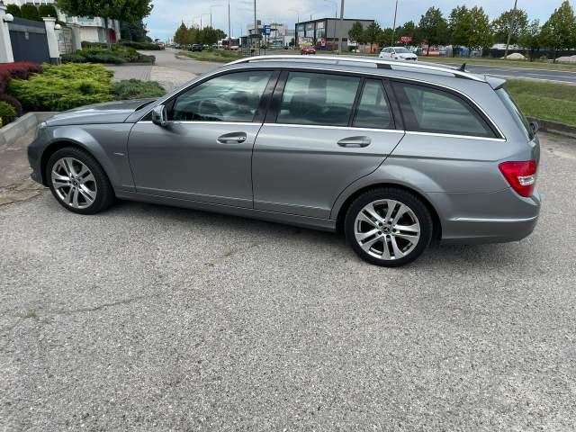 Mercedes-Benz C-Klasa III (W204) facelifting 2011 — zdjęcie 13