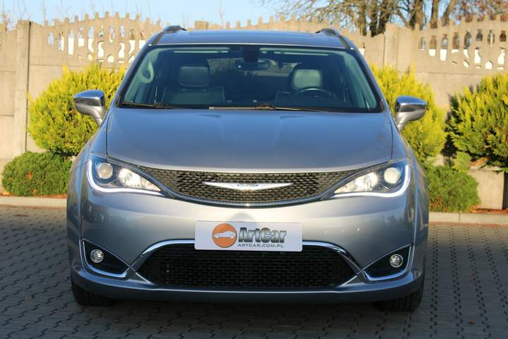 Chrysler Pacifica RU 2018 — zdjęcie 27
