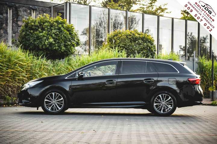 Toyota Avensis III facelifting 2 2017 — zdjęcie 6