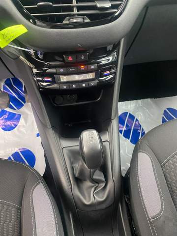 Peugeot 208 I facelifting 2016 — zdjęcie 15