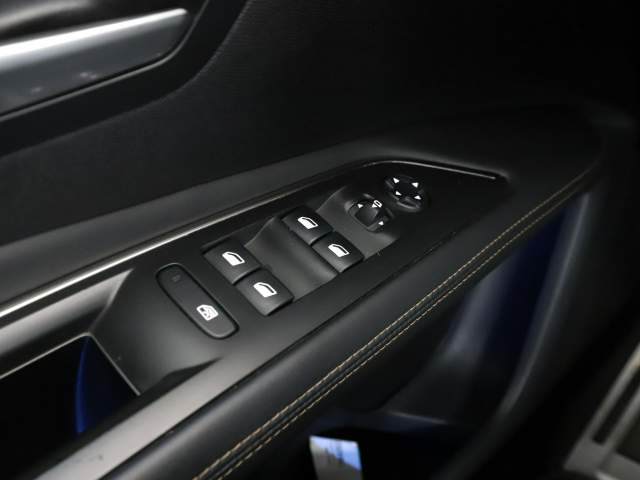 Peugeot 3008 II 2017 — zdjęcie 38