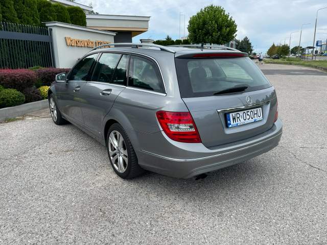 Mercedes-Benz C-Klasa III (W204) facelifting 2011 — zdjęcie 12