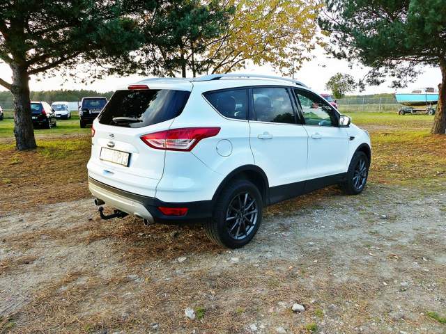 Ford Kuga II facelifting 2016 — zdjęcie 8