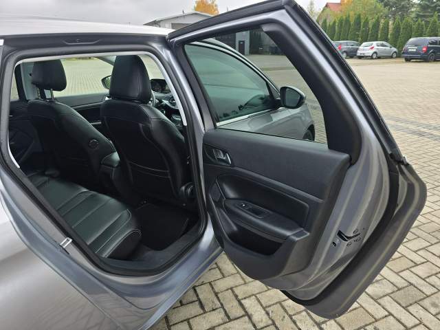 Peugeot 308 II 2014 — zdjęcie 20