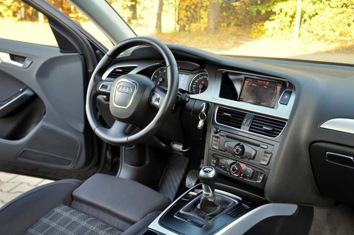 Audi A4 IV (B8) 2011 — zdjęcie 25
