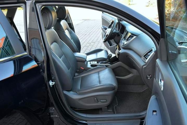 Hyundai Tucson III 2017 — zdjęcie 15