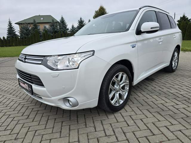 Mitsubishi Outlander III facelifting 2014 — zdjęcie 7